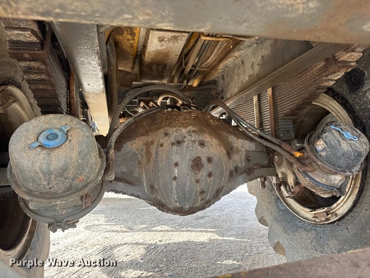 image for item ET4060 AGCO TerraGator TG8400 sprayer