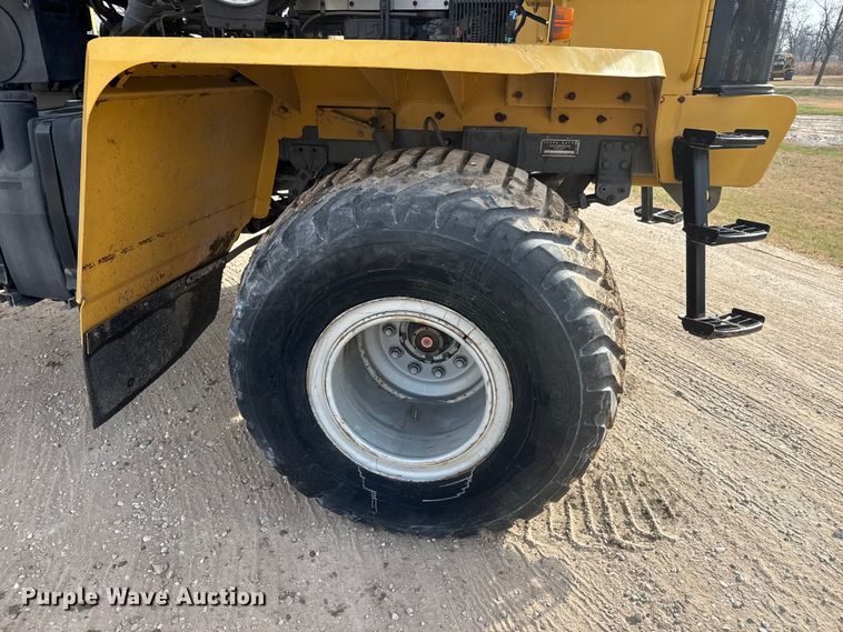 image for item ET4060 AGCO TerraGator TG8400 sprayer