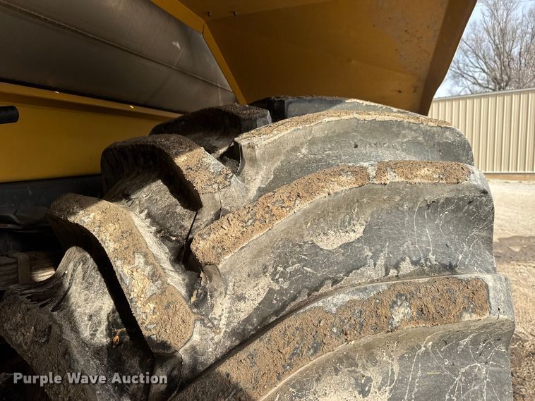 image for item ET4060 AGCO TerraGator TG8400 sprayer