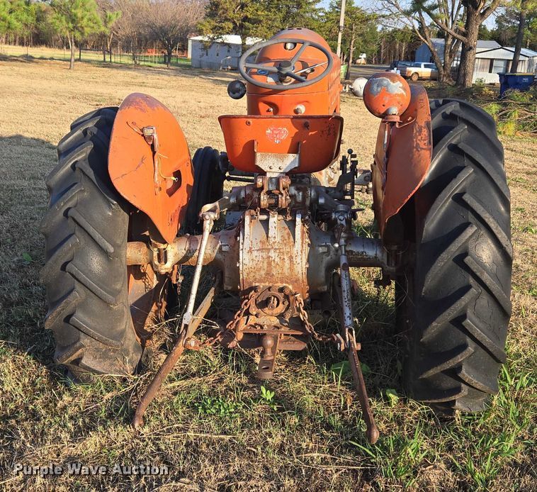 image for item ET5289 1959 Massey Ferguson 50 tractor