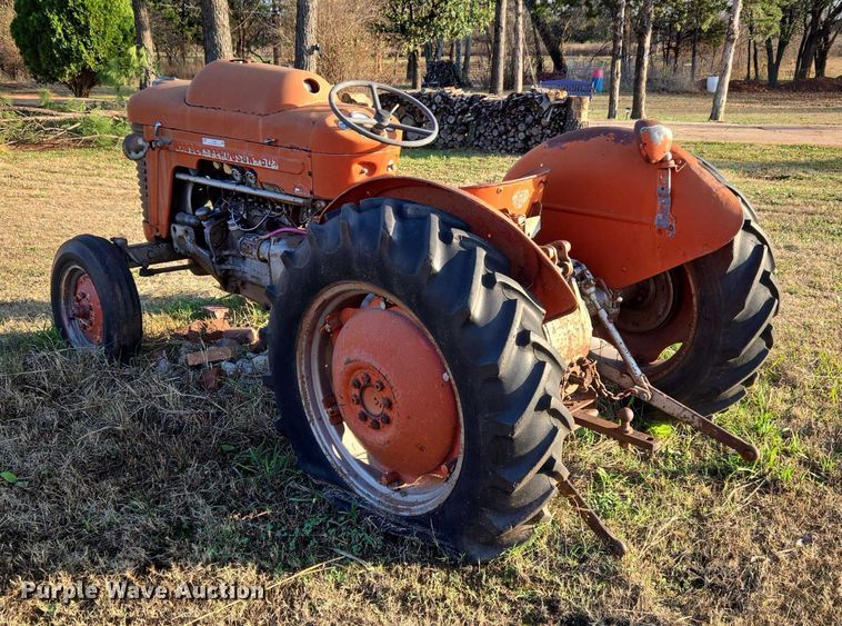 image for item ET5289 1959 Massey Ferguson 50 tractor
