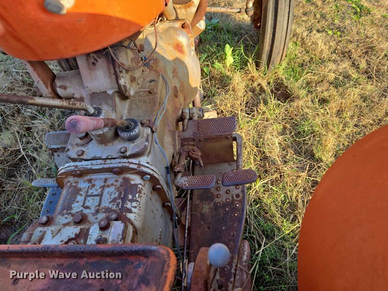 image for item ET5289 1959 Massey Ferguson 50 tractor