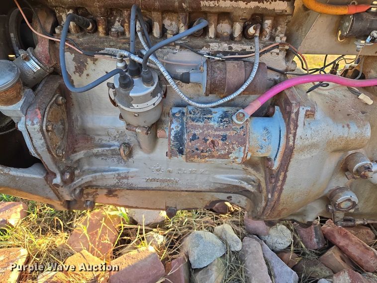 image for item ET5289 1959 Massey Ferguson 50 tractor