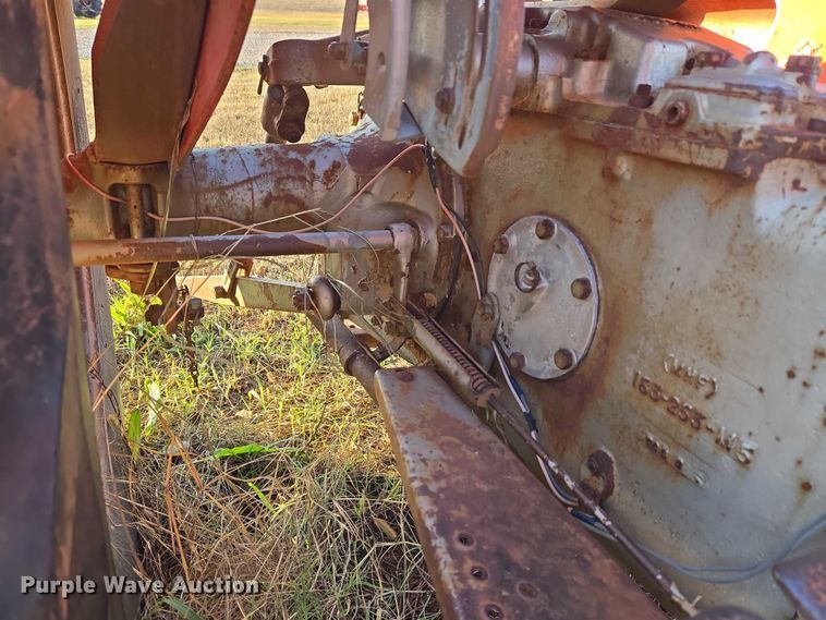 image for item ET5289 1959 Massey Ferguson 50 tractor