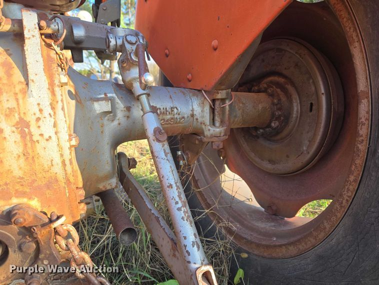 image for item ET5289 1959 Massey Ferguson 50 tractor