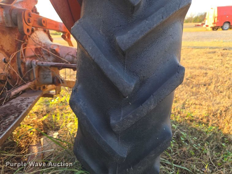 image for item ET5289 1959 Massey Ferguson 50 tractor