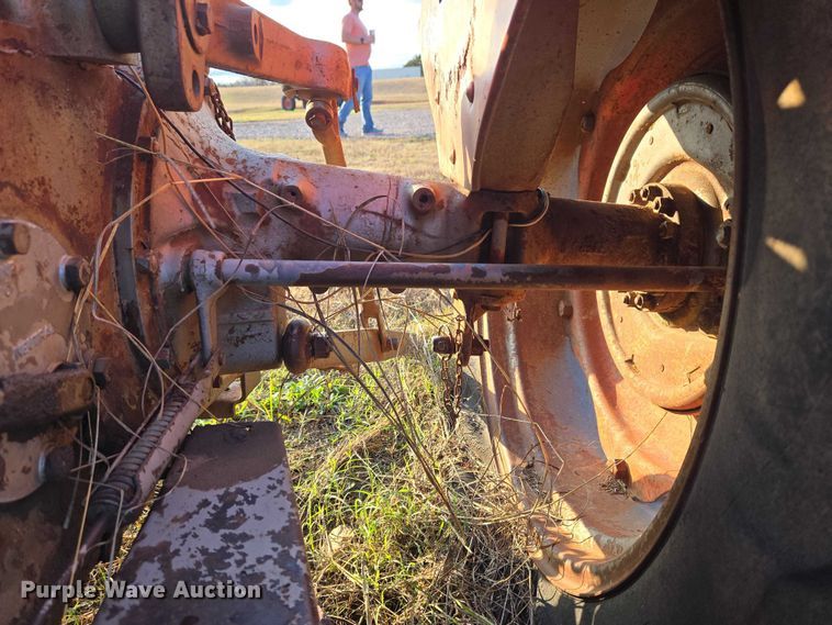 image for item ET5289 1959 Massey Ferguson 50 tractor