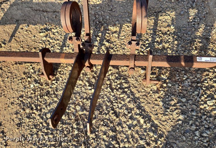 image for item ET5290 Ferguson L-KO-B-20 field cultivator