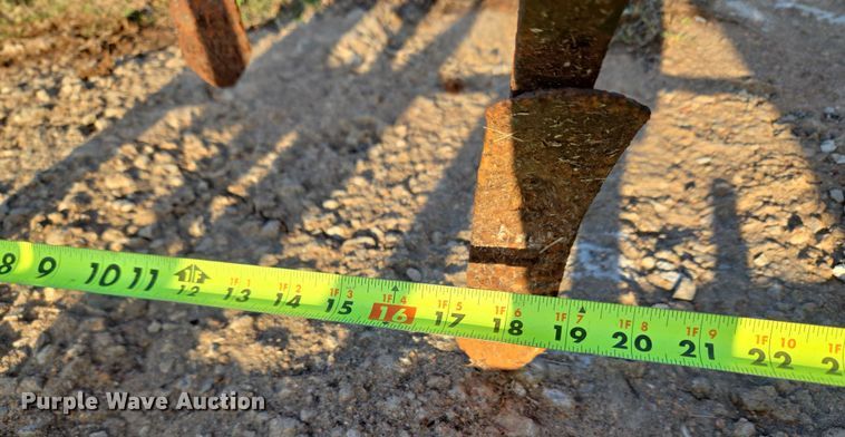 image for item ET5290 Ferguson L-KO-B-20 field cultivator