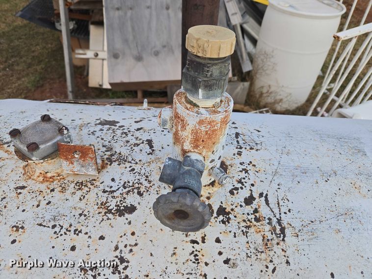 image for item ET5293 1950 McNamar Boiler & Tank Co A0 propane tank