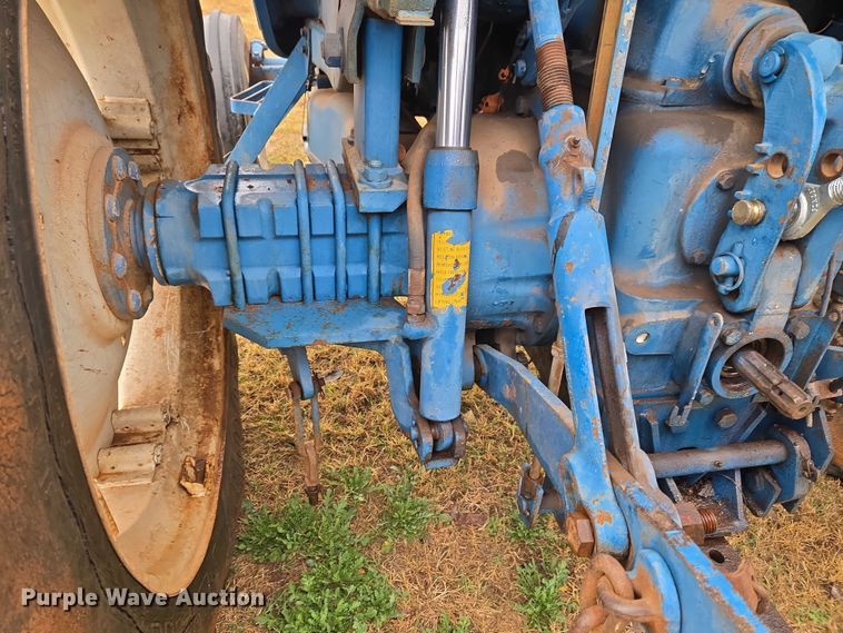 image for item ET5296 Ford 6610 tractor