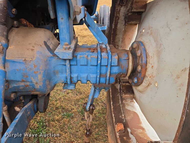 image for item ET5296 Ford 6610 tractor