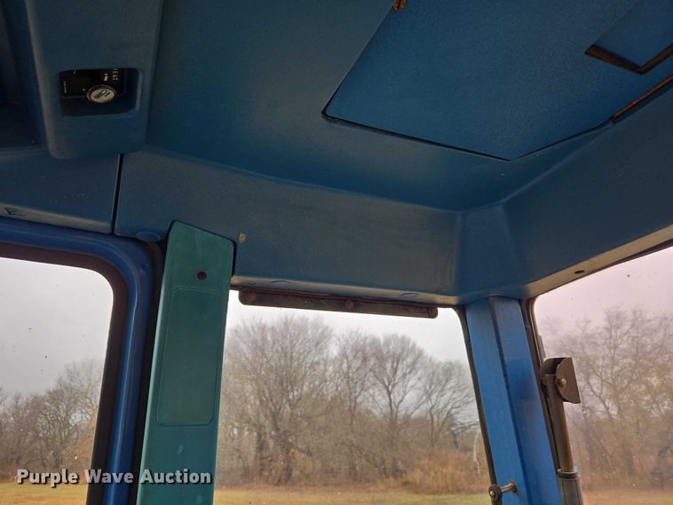 image for item ET5296 Ford 6610 tractor