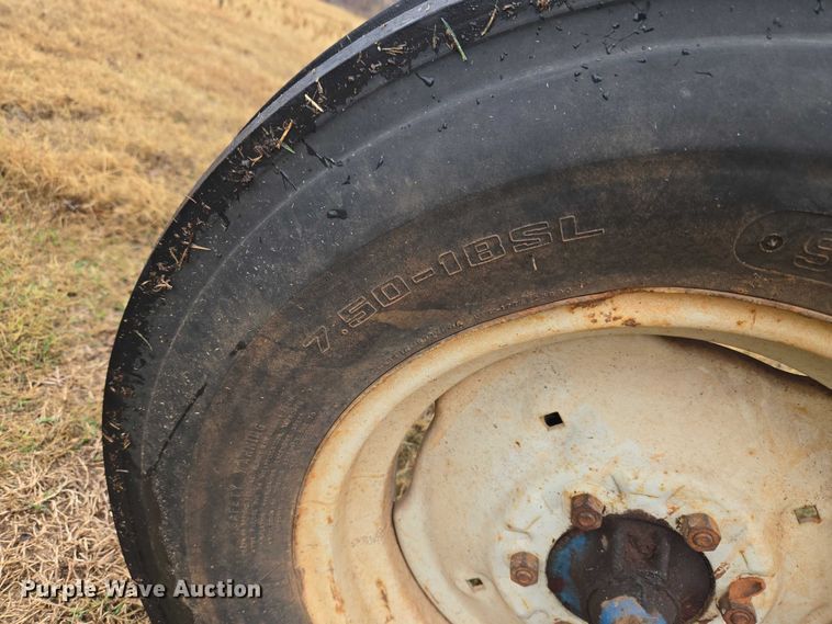 image for item ET5296 Ford 6610 tractor