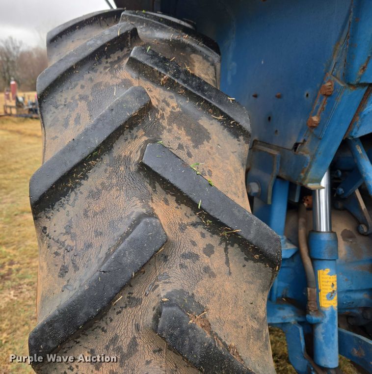 image for item ET5296 Ford 6610 tractor