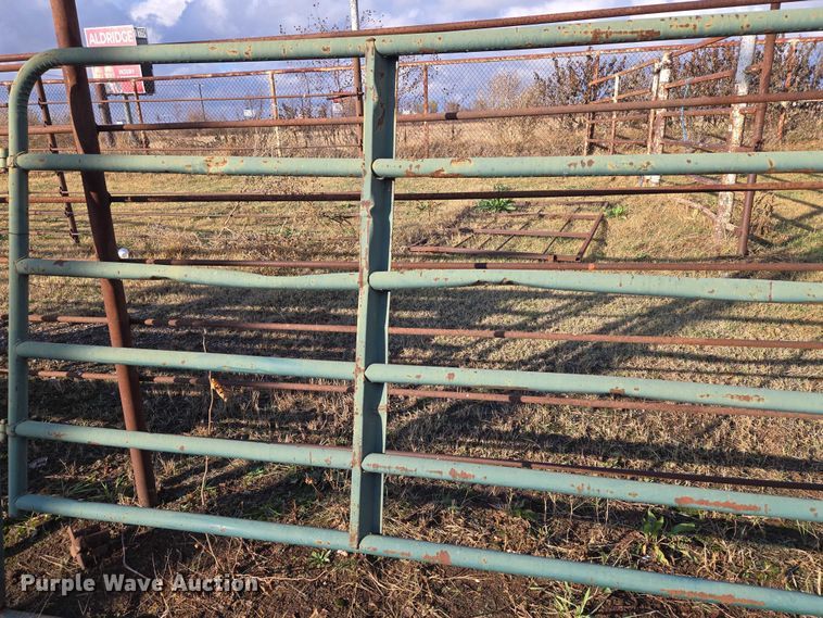 image for item ET5303 Approximately 6 pieces of gate material