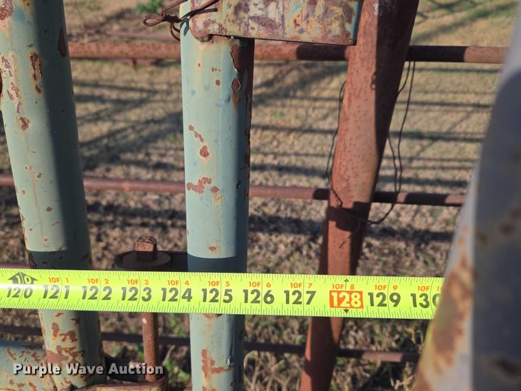 image for item ET5303 Approximately 6 pieces of gate material