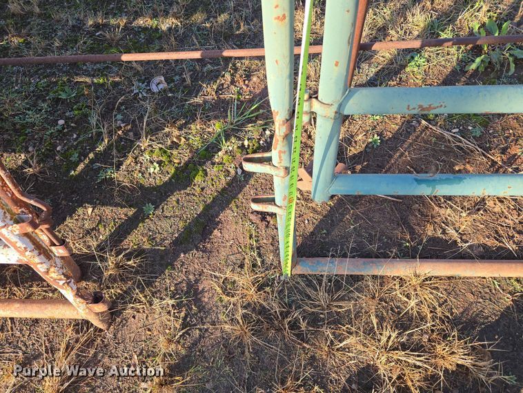 image for item ET5303 Approximately 6 pieces of gate material