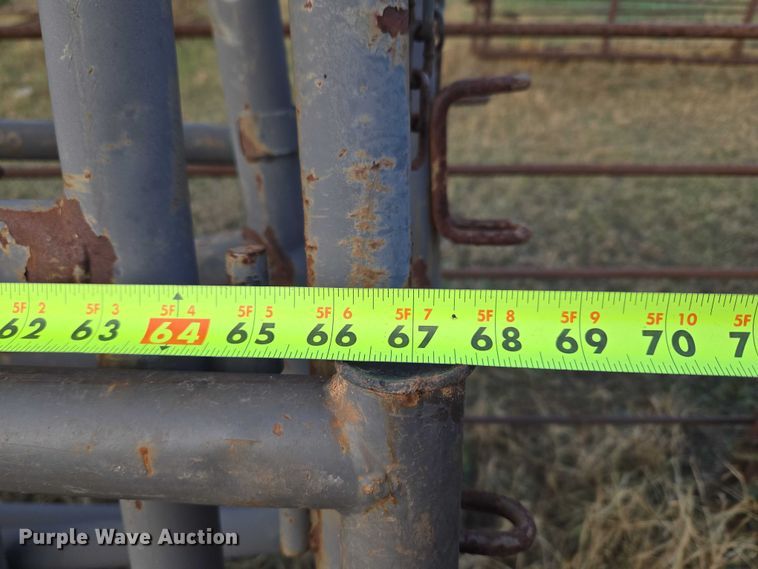 image for item ET5303 Approximately 6 pieces of gate material