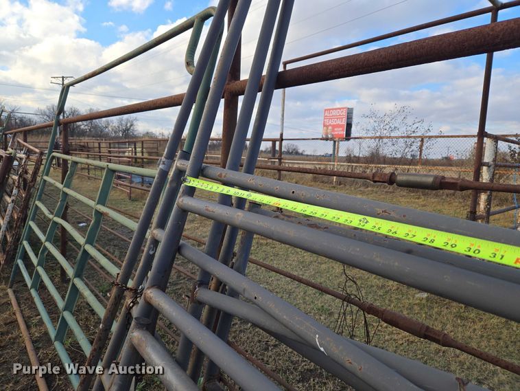 image for item ET5303 Approximately 6 pieces of gate material