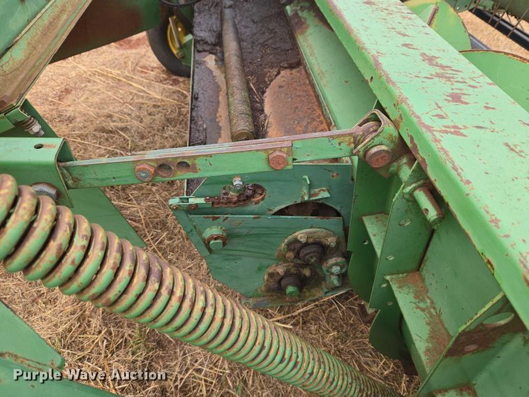 image for item ET5336 John Deere 240 swather / windrower