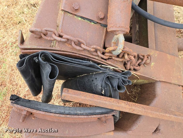 image for item ET5337 Bowie Industries INC. L.D. hydra seeder attachment