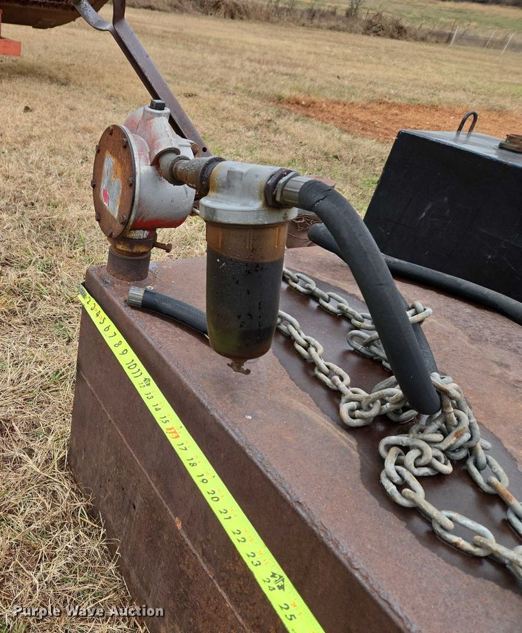 image for item ET5340 (2) fuel tanks