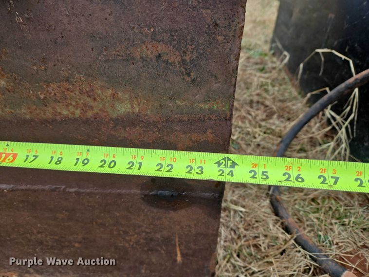 image for item ET5340 (2) fuel tanks