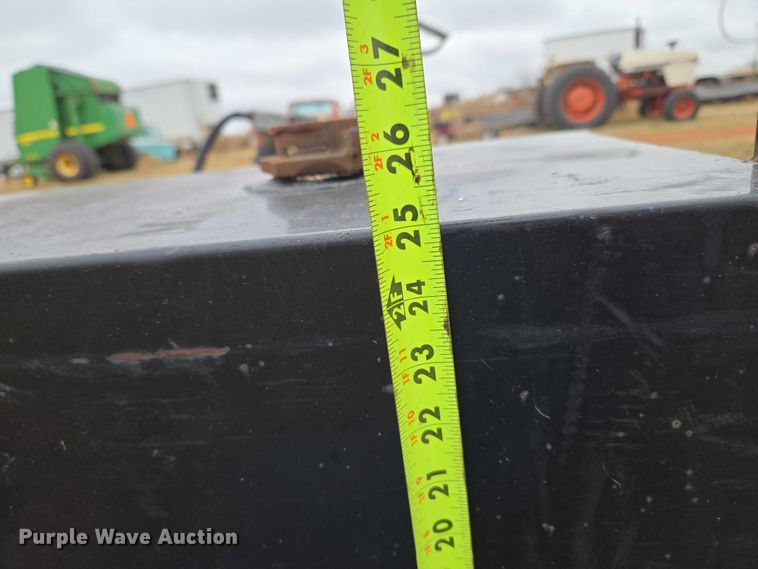 image for item ET5340 (2) fuel tanks