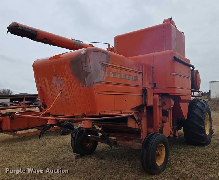 image for item ET5341 Massey Ferguson 510 combine