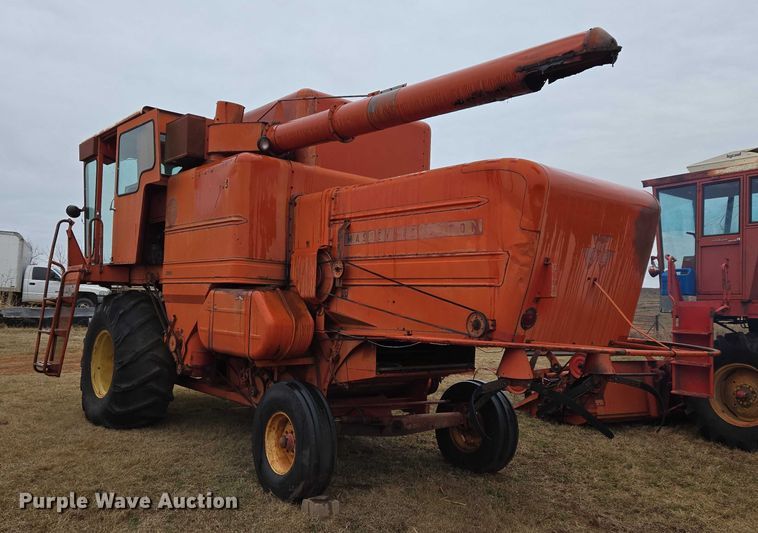 image for item ET5341 Massey Ferguson 510 combine