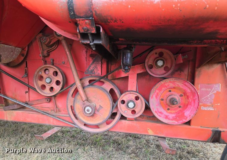image for item ET5341 Massey Ferguson 510 combine