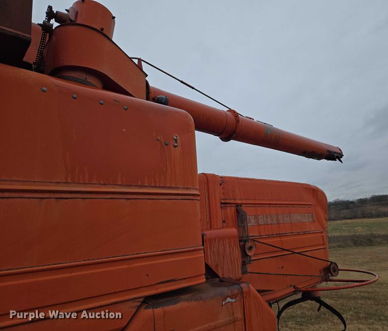 image for item ET5341 Massey Ferguson 510 combine