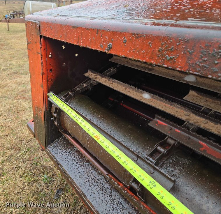 image for item ET5341 Massey Ferguson 510 combine