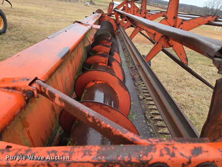 image for item ET5341 Massey Ferguson 510 combine