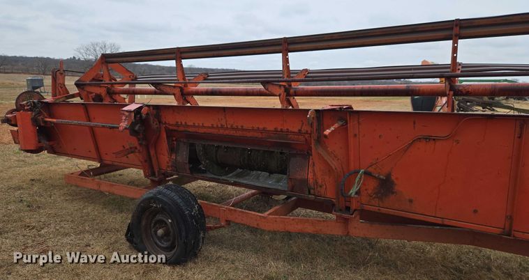 image for item ET5341 Massey Ferguson 510 combine