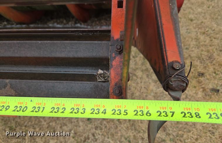 image for item ET5341 Massey Ferguson 510 combine