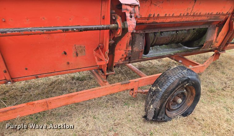 image for item ET5341 Massey Ferguson 510 combine