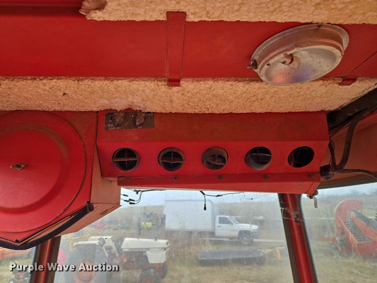 image for item ET5341 Massey Ferguson 510 combine