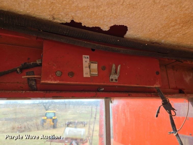 image for item ET5341 Massey Ferguson 510 combine