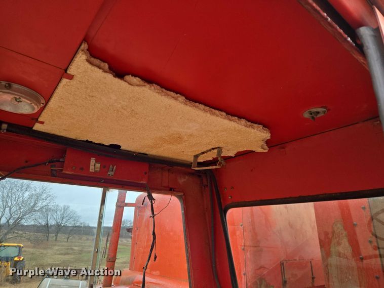 image for item ET5341 Massey Ferguson 510 combine