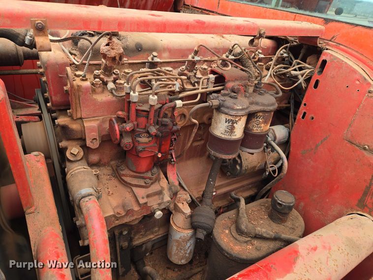 image for item ET5341 Massey Ferguson 510 combine