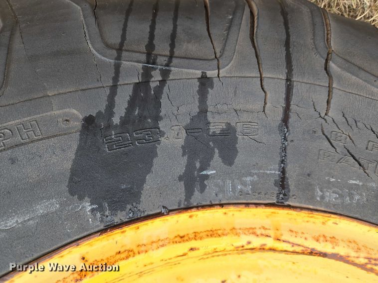 image for item ET5341 Massey Ferguson 510 combine