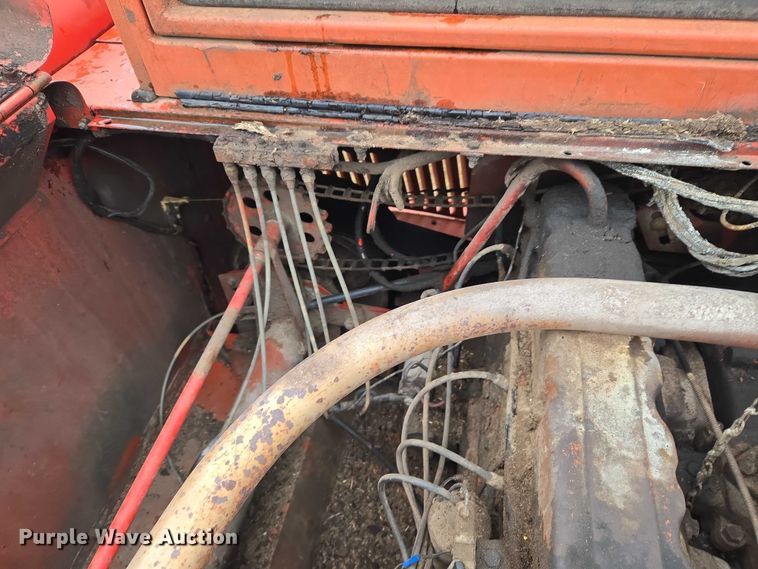 image for item ET5342 Massey Ferguson 410 combine