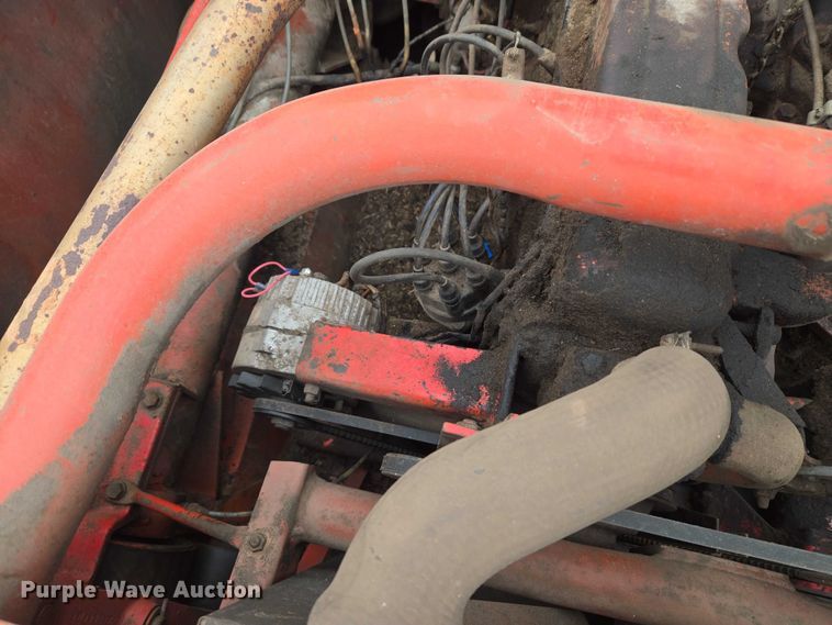 image for item ET5342 Massey Ferguson 410 combine