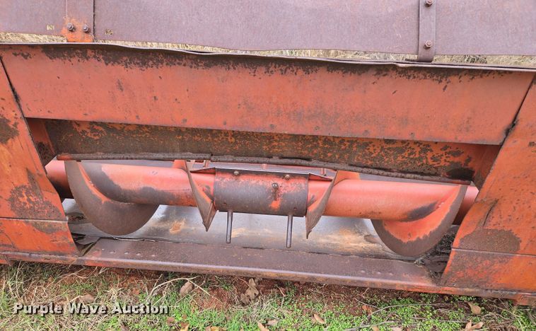 image for item ET5345 Massey Ferguson MF43 corn head