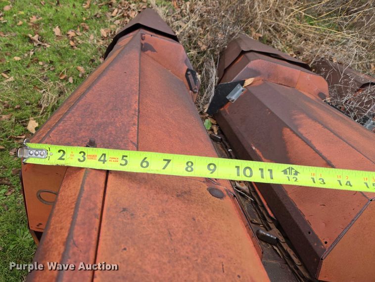 image for item ET5345 Massey Ferguson MF43 corn head