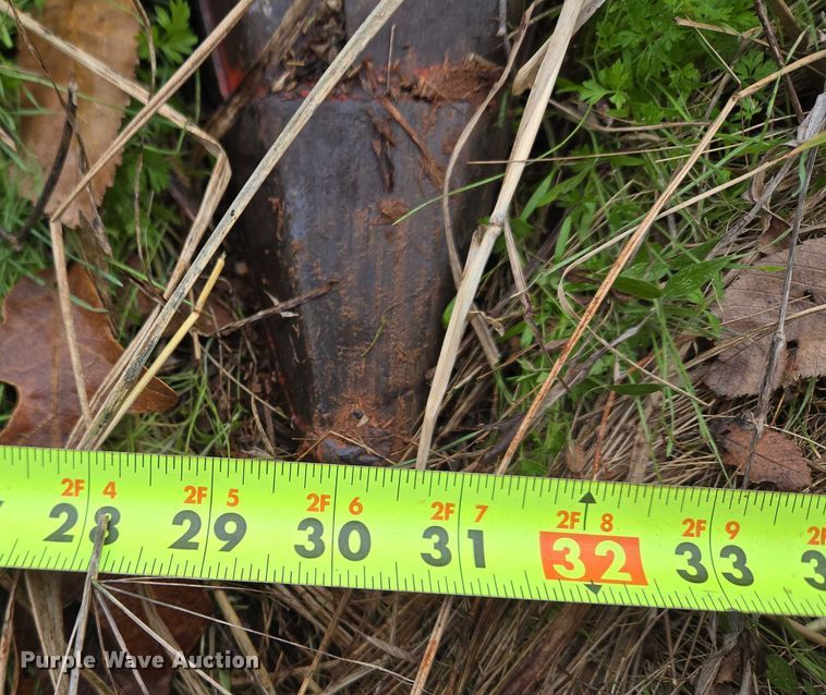 image for item ET5345 Massey Ferguson MF43 corn head