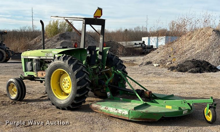 image for item ET5410 1990 John Deere 2355 tractor