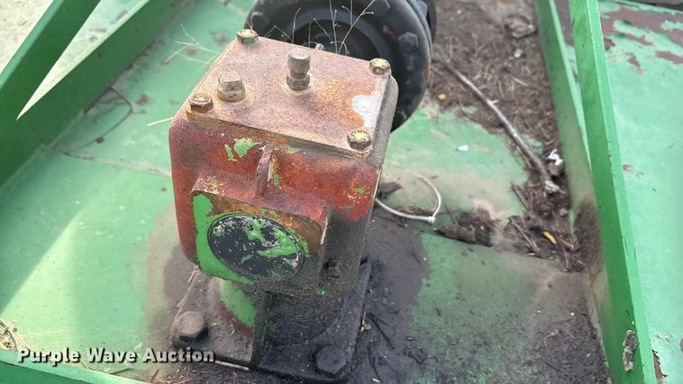 image for item ET5410 1990 John Deere 2355 tractor